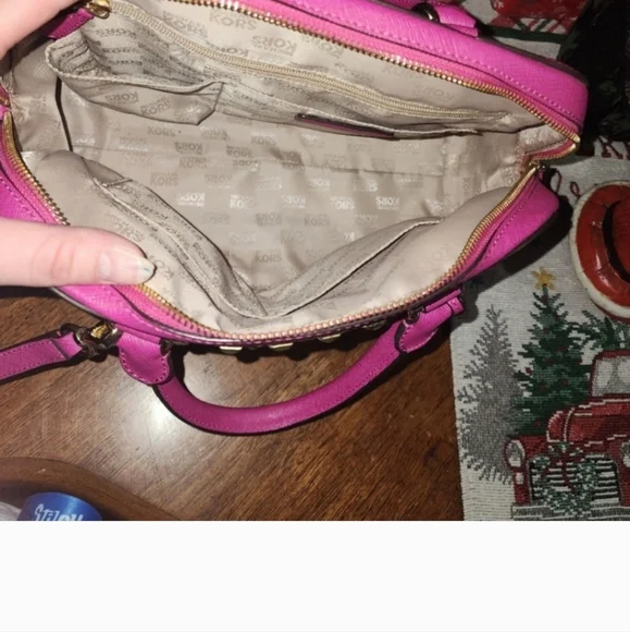 Michael Kors Jet Set Travel Saffiano Studded Satchel - Picture 11 of 13